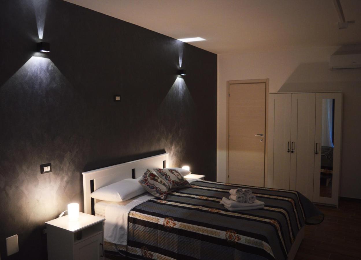 La Jacaranda Rooms Taormina Exterior foto